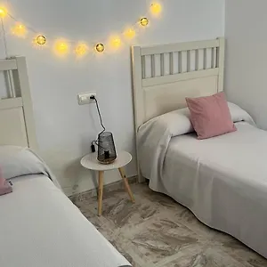 https://4nudos-puerto-deportivo-san-jose.es-andalucia.com