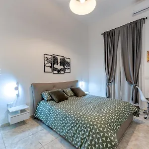 Nest 27 Lecce